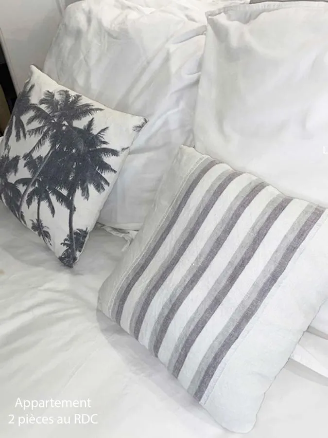 Le Rocher Apartment Antibes 0*,